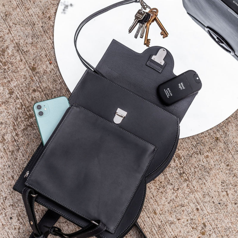 business-backpack-joy-charcoal-leather-back-2